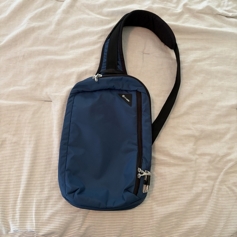 Pacsafe Vibe 325 10 Liter Anti Theft Sling Crossbody Travel Blue Personal Bag - Picture 2 of 12